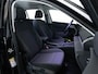 Volkswagen T-Roc Life First Edition 1.5 eTSI 116 PK | Achteruitrijcamera | Stuur & Stoelverwarming |