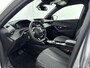 Peugeot e-2008 SUV EV Allure 50 kWh | SOH 100% | Navigatie | Parkeerhulp | CarPlay | Led Koplampen