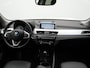BMW X1 xDrive25e Sportline Plug In Hybrid 221pk Dealer O.H. PHEV | Trekhaak Afn. | Camera | Sportstoelen Memory & Verwarmd | Keyless | Sfeerverlichting | Adaptive LED | Cruise Control | Navigatie | DAB |