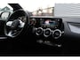 Mercedes-Benz B-klasse 180 Business Solution AMG | Camera | Stoelverwarming | Dealer Onderhouden | Wide Screen