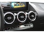 Mercedes-Benz B-klasse 180 Business Solution AMG | Camera | Stoelverwarming | Dealer Onderhouden | Wide Screen