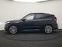 BMW X1 xDrive30e M Sport Plug In Hybrid 326pk Dealer O.H. PHEV | Panodak | Trekhaak af Fabriek | Lederen Sportstoelen Massage & Memory | Adaptive Cruise | 360 Camera | 20 "L.M | Harman / Kardon | Head Up | Keyless |