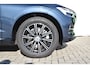 Volvo XC60 2.0 T8 Twin Engine AWD Inscription | 360cam | Trekhaak | Luchtgvering | Lage KM!! |