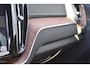 Volvo XC60 2.0 T8 Twin Engine AWD Inscription | 360cam | Trekhaak | Luchtgvering | Lage KM!! |