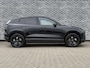 Volvo EX30 P5 Long Range Plus Black Edition Europa 69 kWh | 19" 5-spaaks Glossy Black | Adaptieve Cruise Control | Parkeersensoren voor + achter | Stoel & stuurwiel verwarmd | Elektr. verstelbare voorstoelen |  Harman Kardon Audio |