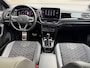 Volkswagen T-Roc 1.5 TSI 150pk DSG R-Line | Camera | Keyless | Elek. Achterklep | Dode hoek | Rijklaar incl. 1 jaar Bovag garantie