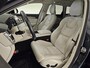 Volvo V90 2.0 T8 Plug-in hybrid AWD Ultimate Dark | 360° Camera | Massage | Luchtvering | Trekhaak | 20"lm velgen | Bowers & Wilkens | Adaptieve cruise | Panoramadak | Gelaagd glas | Geventileerd leer |