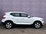 Volvo XC40 1.5 T2 Momentum | Automaat | Apple carplay/android auto | Stoelverwarming | Stuurverwarming | Parkeersensoren V+A | Parkeercamera | 18 "lm velgen | Volvo on Call |