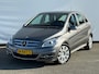 Mercedes-Benz B-klasse 160 Business Class Sportvelgen | Parkeersensoren | Cruise | Stoelverwarming | Automaat !!
