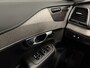 Volvo XC90 T8 Recharge AWD R-Design PANO/LUCHTVERING/TREKHAAK/HEAD-UP/GOOGLE/H&K/MASSAGE+VENTILATIE/22"/360CAMERA/CRYSTAL-POOK/VOLLEDIG VOLVO DEALER HISTORIE