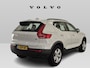 Volvo XC40 1.5 T2 Momentum Core | Automaat | Apple carplay/android auto | Stoelverwarming | Stuurverwarming | Parkeersensoren V+A | Parkeercamera | 18 "lm velgen | Volvo on Call |