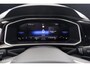 Volkswagen T-Roc 1.5 TSI 150PK Automaat R-Line trekhaak|IQ.led|ErgoActiv|nav|lmv17