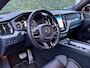 Volvo XC60 2.0 Recharge T6 AWD R-Design | Pano | Trekhaak | ACC