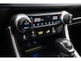Toyota RAV4 2.5 Hybrid AWD Bi-Tone | Dodehoek detectie | Apple Carplay / Android Auto | Stoelverwarming | Leder | LED | Parkeersensoren voor/achter | Camera | Keyless | Adaptive Cruise | Clima | 18 inch