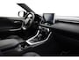 Toyota RAV4 2.5 Hybrid AWD Bi-Tone | Dodehoek detectie | Apple Carplay / Android Auto | Stoelverwarming | Leder | LED | Parkeersensoren voor/achter | Camera | Keyless | Adaptive Cruise | Clima | 18 inch