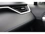 Toyota RAV4 2.5 Hybrid AWD Bi-Tone | Dodehoek detectie | Apple Carplay / Android Auto | Stoelverwarming | Leder | LED | Parkeersensoren voor/achter | Camera | Keyless | Adaptive Cruise | Clima | 18 inch