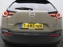 Mazda MX-30 e-SkyActiv EV 145 Makoto 36 kWh / Elektrische bestuurdersstoel met geheugen / HUD Display / SoH 94% / 3-Fase laden / Full LED / Parkeersensoren voor & achter / Adaptieve Cruise Control / Navigatie / Apple CarPlay & Android Auto / Full Option /