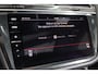 Volkswagen Tiguan Allspace 1.5 TSI Highline Business R-line, 7-Persoons, Trekhaak, ACC, Camera, Panoramadak, DAB, Stoelverwarming,