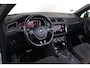 Volkswagen Tiguan Allspace 1.5 TSI Highline Business R-line, 7-Persoons, Trekhaak, ACC, Camera, Panoramadak, DAB, Stoelverwarming,