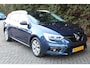 Renault Megane Estate 1.3 TCe Limited 140PK | AUTOMAAT | Parkeercamera | Climate Control | PDC | NAVI | Cruise Control | LMV