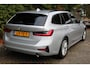 BMW 3-Serie Touring 320d High Executive 190PK | Navigatie | Adaptive Cruise Control | Elektrische Trekhaak | Climate Control