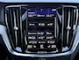 Volvo V60 2.0 T8 Recharge 390PK AWD R-Design |Pano|H/K|360CAM|AutoPilot|Trekhaak