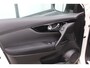 Nissan Qashqai 1.6 N-Connecta Navi, Camera, PDC, Trekhaak 1500KG, Pearl White, All Season,
