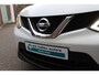Nissan Qashqai 1.6 N-Connecta Navi, Camera, PDC, Trekhaak 1500KG, Pearl White, All Season,