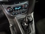 Ford Focus TITANIUM / Cruise controle / Trekhaak / Bluetooth / PDC / Navigatie.