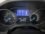 Ford Focus TITANIUM / Cruise controle / Trekhaak / Bluetooth / PDC / Navigatie.