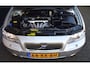 Volvo V70 2.4 Momentum met Leer 140 pk