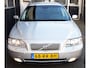Volvo V70 2.4 Momentum met Leer 140 pk