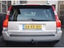 Volvo V70 2.4 Momentum met Leer 140 pk