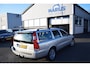 Volvo V70 2.4 Momentum met Leer 140 pk