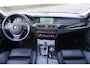 BMW 5-Serie Touring 520i High Executive AUTOMAAT - Climate / Navi / Cruise / Leder / Stoelverw. / Parkeers. / Lm velgen / NAP
