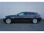BMW 5-Serie Touring 520i High Executive AUTOMAAT - Climate / Navi / Cruise / Leder / Stoelverw. / Parkeers. / Lm velgen / NAP
