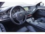 BMW 5-Serie Touring 520i High Executive AUTOMAAT - Climate / Navi / Cruise / Leder / Stoelverw. / Parkeers. / Lm velgen / NAP