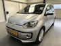 Volkswagen Up! 1.0 high BlueMotion Afneembare trekhaak Uniek! | Airco | Cruise control | Parkeersensor achter