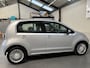 Volkswagen Up! 1.0 high BlueMotion Afneembare trekhaak Uniek! | Airco | Cruise control | Parkeersensor achter