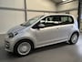 Volkswagen Up! 1.0 high BlueMotion Afneembare trekhaak Uniek! | Airco | Cruise control | Parkeersensor achter