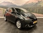 Toyota Aygo 1.0 VVT-i x-joy | Half-Leder | Camera | Trekhaak | Dealeronderhouden | Org. NL |