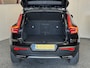 Volvo XC40 1.5 T5 RECHARGE R-DESIGN NAVIGATIE ADAPTIVE CRUISE CONTROL APPLE CARPLAY/ANDROID RIJSTROOKSENSOREN DODEHOEKSENSOREN ELEK. UITKLAPBARE TREKHAAK ACHTERUITRIJCAMRERA ZEER MOOI !! Brgl