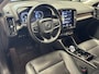 Volvo XC40 1.5 T5 RECHARGE R-DESIGN NAVIGATIE ADAPTIVE CRUISE CONTROL APPLE CARPLAY/ANDROID RIJSTROOKSENSOREN DODEHOEKSENSOREN ELEK. UITKLAPBARE TREKHAAK ACHTERUITRIJCAMRERA ZEER MOOI !! Brgl