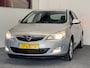 Opel Astra 1.6 EDITION CRUISE CONTROL CLIMATE CONTROL BLUETOOTH TELEFOON MEDIA VOORBEREIDING TREKHAAK PDC 17" LICHTMETALEN VELGEN ZEER MOOI !! 3010 DEK