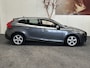 Volvo V40 1.6 D2 MOMENTUM CRUISE CONTROL CLIMATE CONTROL BLUETOOTH TELEFOON MEDIA VOORBEREIDING PDC ZEE MOOI !! 3010 DEK