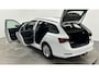 Skoda Octavia Combi 1.0 e-TSI Business Edition benzine automaat parkeersensoren navigatie led android carplay trekhaak cruise