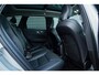 Volvo XC60 2.0 T6 Plug-in hybrid AWD Plus Dark / Pano / Trekhaak / Stoel&Stuurwielverwarming