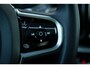 Volvo XC60 2.0 T6 Plug-in hybrid AWD Plus Dark / Pano / Trekhaak / Stoel&Stuurwielverwarming