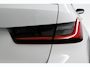 BMW 3-Serie Touring 318i M-Sport Pro Shadowline | AlpinWeiss | Navi | DAB | LED+ | Live-cockpit - RIJKLAAR + BOVAG GARANTIE