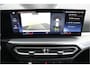 BMW 3-Serie Touring 318i M-Sport Pro Shadowline | AlpinWeiss | Navi | DAB | LED+ | Live-cockpit - RIJKLAAR + BOVAG GARANTIE